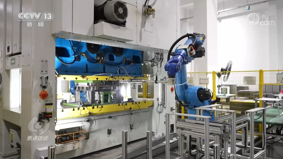 焦點(diǎn)訪(fǎng)談:數(shù)字引擎 智造未來(lái)